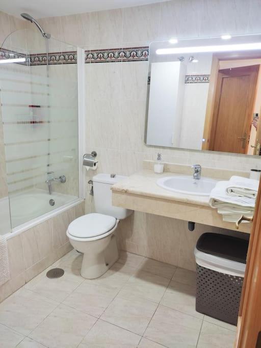 Apartamento Renovado En El Centro De 베날마데나코스타 외부 사진