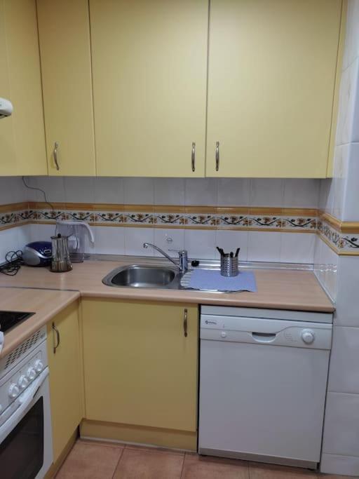 Apartamento Renovado En El Centro De 베날마데나코스타 외부 사진